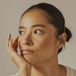 Mae L., Content Writer at Everhow
