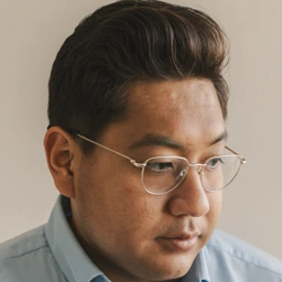 Reymark T., Bookkeeper at Everhow